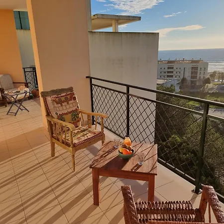 Quinta Rosas - And Mountain * Buarcos