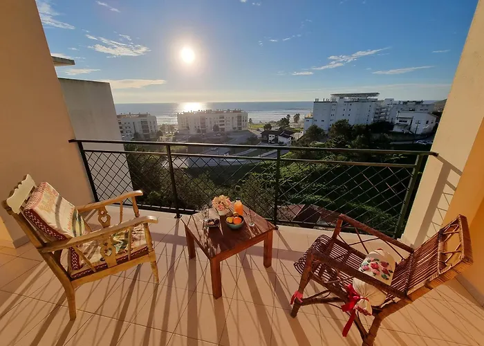 Quinta Rosas - And Mountain * Buarcos