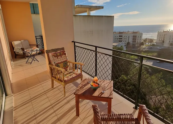 Quinta Rosas - And Mountain * Buarcos