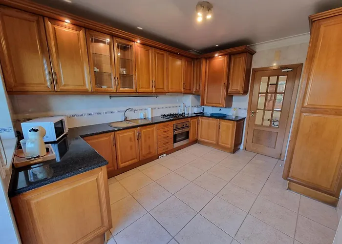 Quinta Rosas - And Mountain * Buarcos